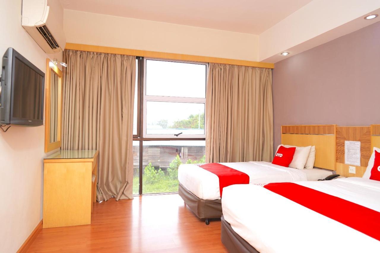Oyo 89866 Houz Inn Bintulu Extérieur photo