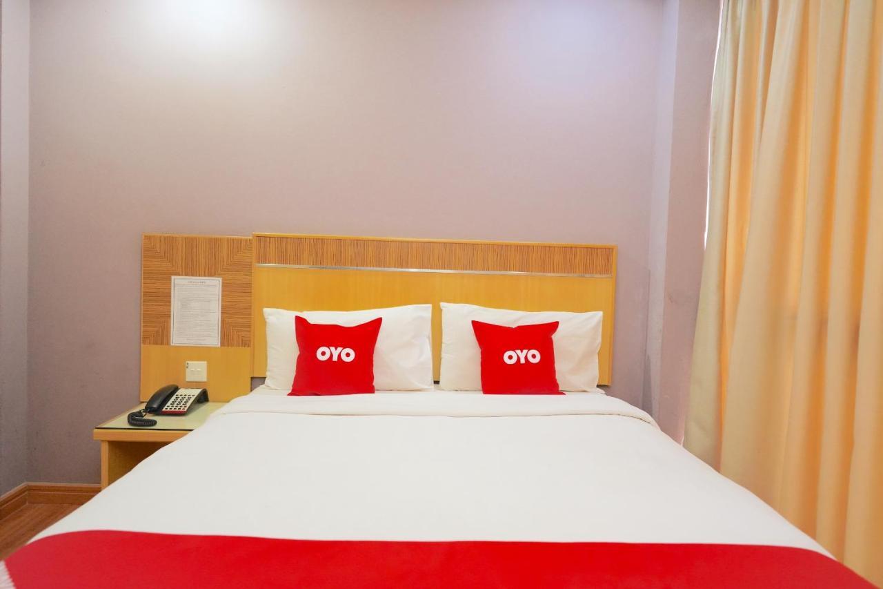 Oyo 89866 Houz Inn Bintulu Extérieur photo
