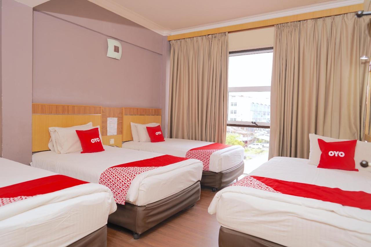 Oyo 89866 Houz Inn Bintulu Extérieur photo