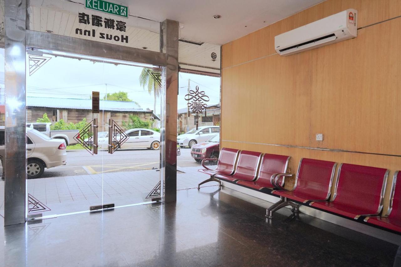 Oyo 89866 Houz Inn Bintulu Extérieur photo
