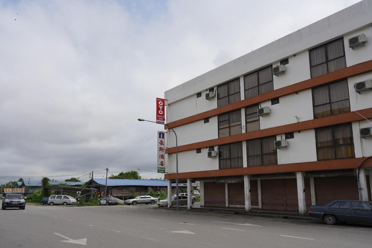 Oyo 89866 Houz Inn Bintulu Extérieur photo