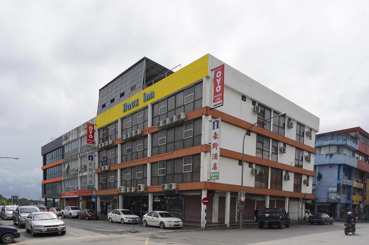 Oyo 89866 Houz Inn Bintulu Extérieur photo